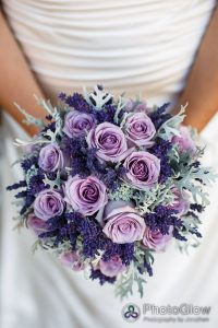 trang trí tiệc cưới với hoa lavender khô